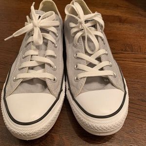 Women’s Converse Chuck Taylor Low Tops